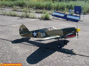 SQS Warbird Curtiss P-40 Warhawk 40