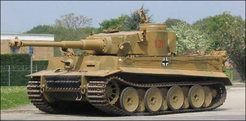 Склеиваемые пластиковые модели танков Тiger I, Neubau-Fahrzeung Nr.3-5 и Sd.Kfz.171 Panther G w/Zimmerit