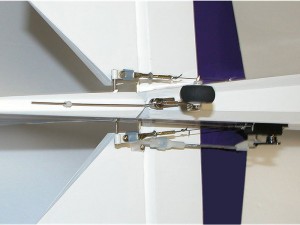 Обзор радиоуправляемой модели самолета ElectriFly Edge 540T.