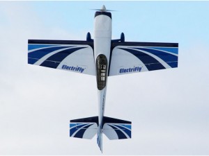 Обзор радиоуправляемой модели самолета ElectriFly Edge 540T.