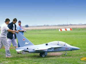 Четвертое аэрошоу радиоуправляемых реактивных моделей самолетов 16-17 июня 2012 г., Ростовская область, ст. Ольгинская